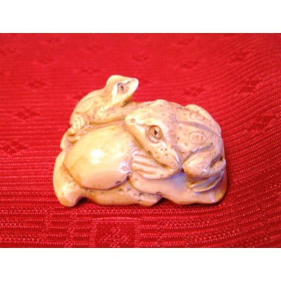 Netsuke Rana con ranocchio