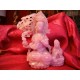 Scultura in quarzo rosa "Divinità con fanciulla"